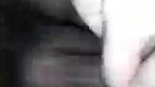 مؤخرة الشاب الصلب تُدق خلال اختبار مفتوح