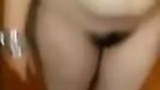 فتحة شرج متسربة تقطر منياً مقطع إكس إكس إكس مجاني