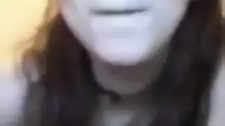 بث إكس إكس إكس مباشر: فتاة الكاميرا التركية ترقص وتتباهى بفرجها المبلل